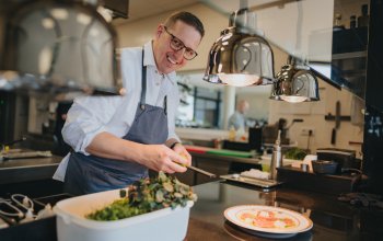 Pobyt na letišti s degustační večeří pro dva