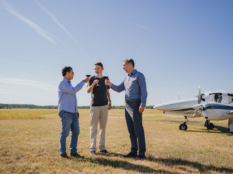 Pobyt na letišti s degustační večeří pro dva