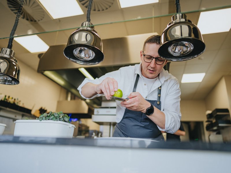 Pobyt na letišti s degustační večeří pro dva