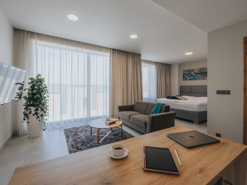 Pobyt na letišti s degustační večeří pro dva