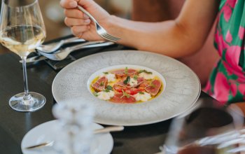 Pobyt na letišti s degustační večeří pro dva