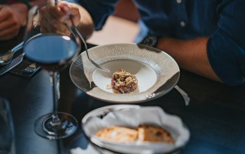 Pobyt na letišti s degustační večeří pro dva