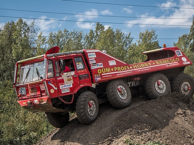 Ostrava: Jízda v legendární Tatra 813