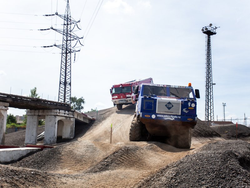 Ostrava: Jízda v legendární Tatra 813