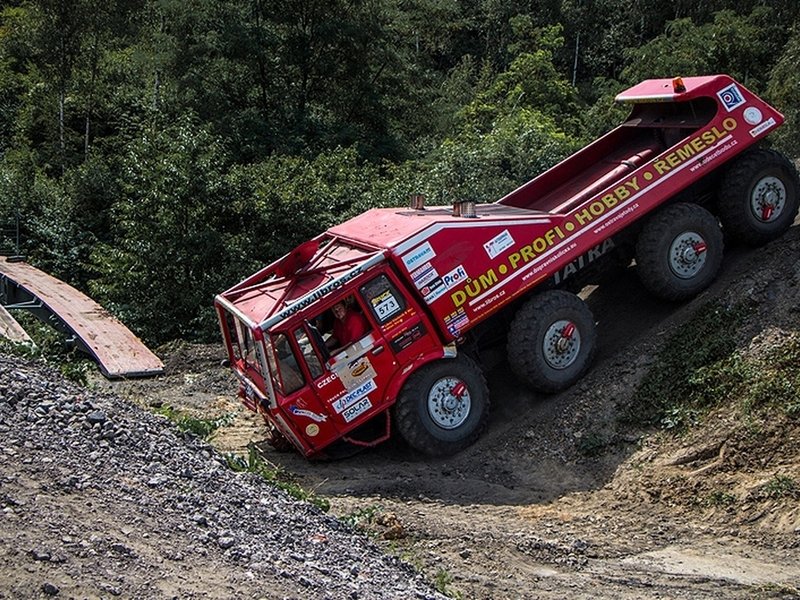 Ostrava: Jízda v legendární Tatra 813