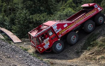 Ostrava: Jízda v legendární Tatra 813