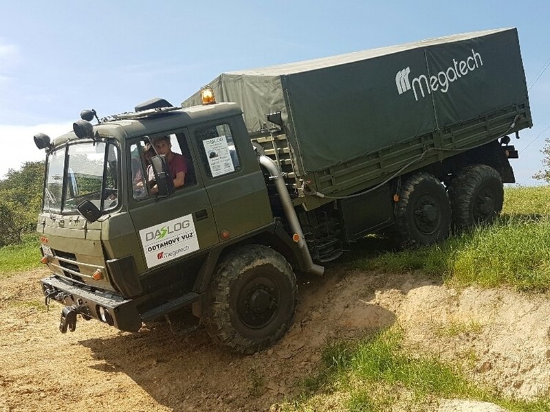 Offroad jízda legendární Tatrou 815: Ostrava