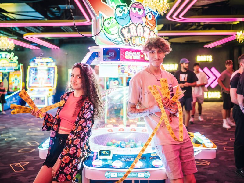 Neomezené arkádové hry v LEVELS Prague až na 180 minut