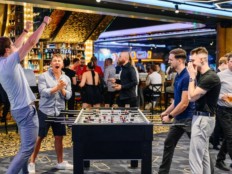 Neomezené arkádové hry v LEVELS Prague až na 180 minut