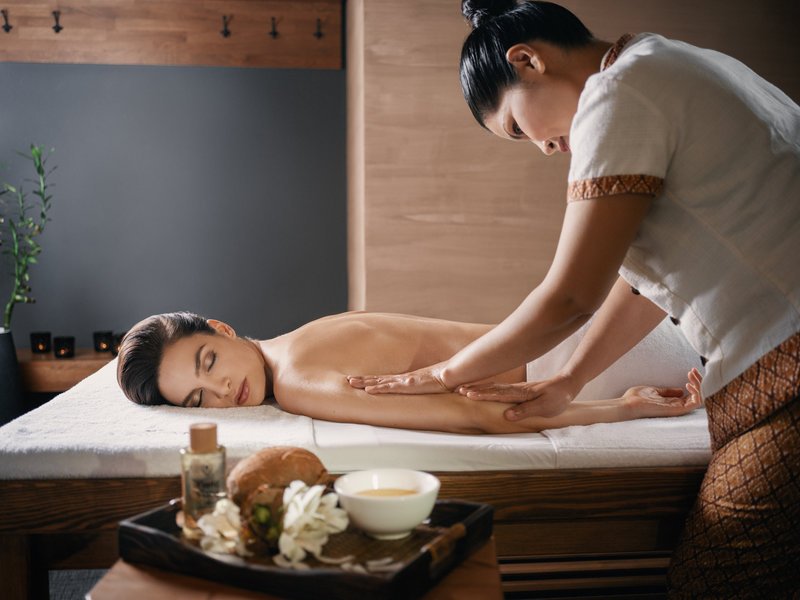 Luxusní masážní rituál pro dámy