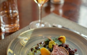 Noc na zámku Chateau St. Havel + 6chodové menu pro 2, Praha