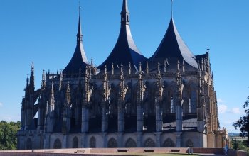 Přízrak z kláštera: Venkovní úniková hra