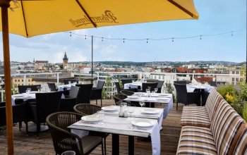Dárkový voucher do rooftop restaurace v centru Prahy