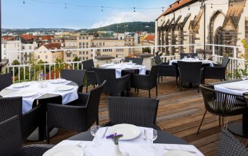 Dárkový voucher do rooftop restaurace v centru Prahy