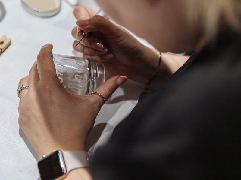 Kreativní kurz: Výroba přírodních svíček + gravírování skla