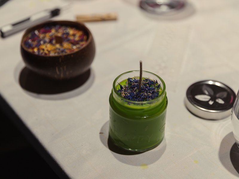 Kreativní kurz: Výroba přírodních svíček + gravírování skla