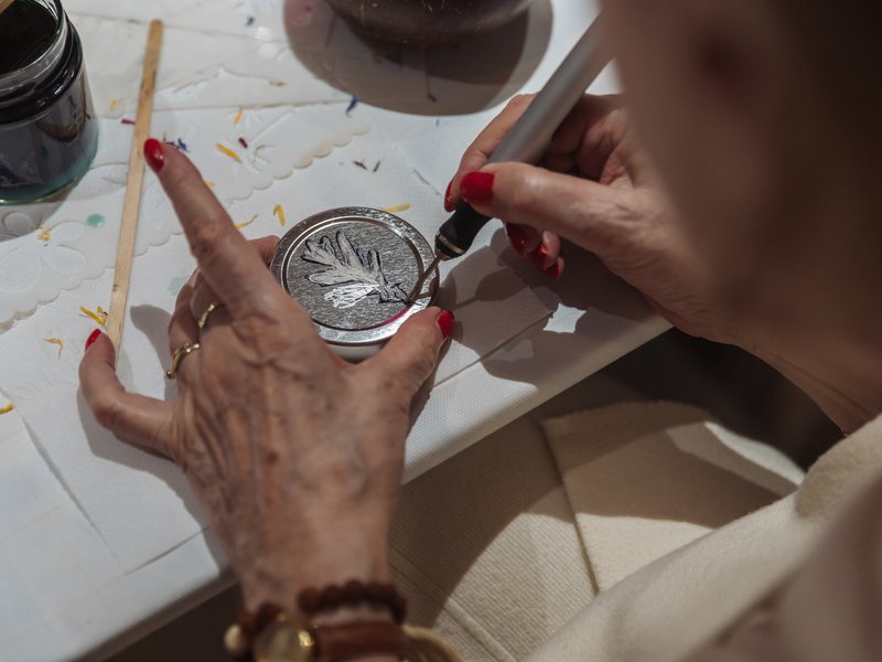 Kreativní kurz: Výroba přírodních svíček + gravírování skla