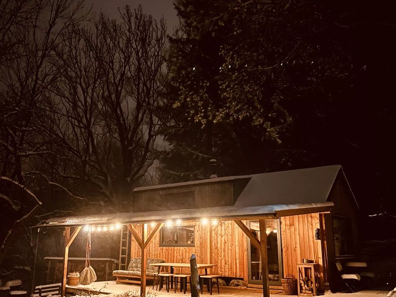 Tiny house mezi stromy v Jizerských horách