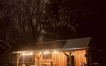 Tiny house mezi stromy v Jizerských horách