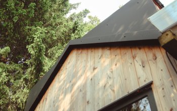 Tiny house mezi stromy v Jizerských horách