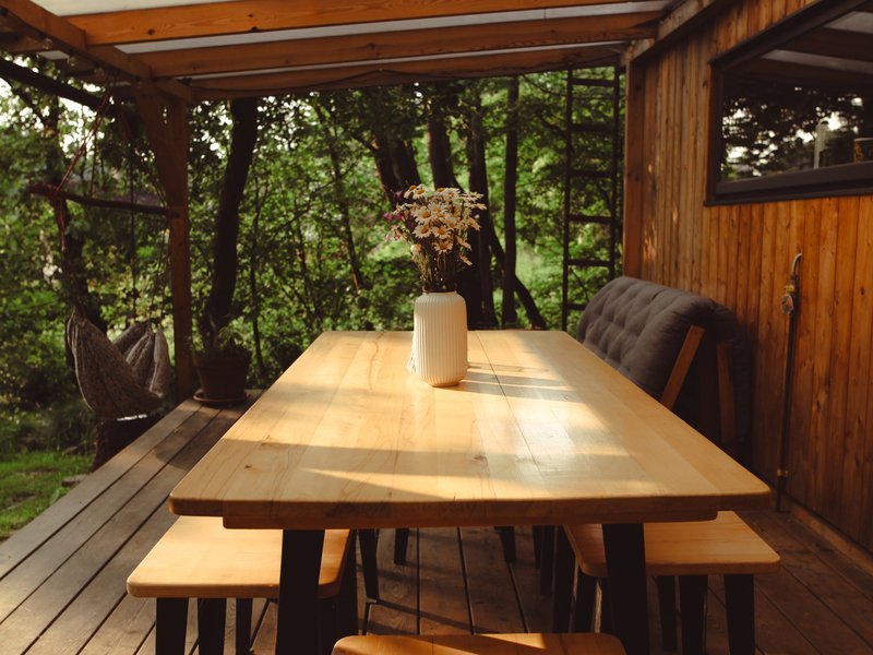 Tiny house mezi stromy v Jizerských horách