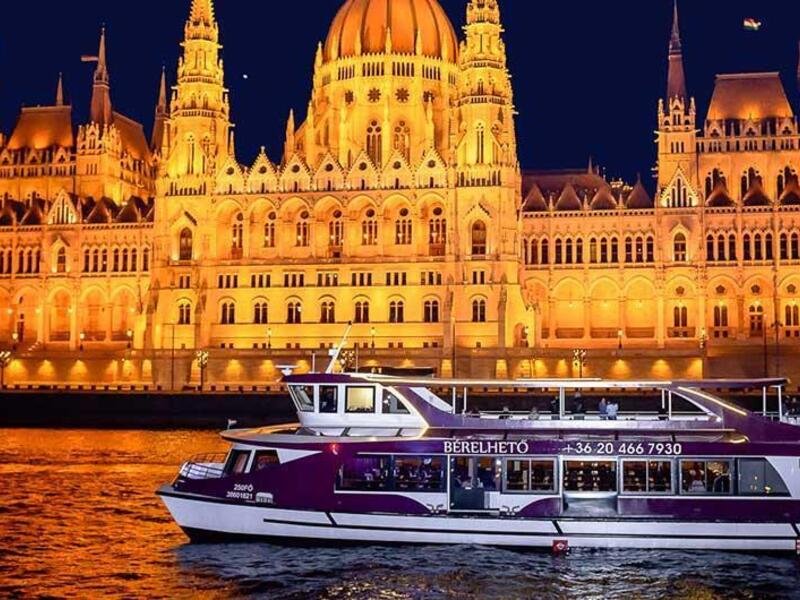 Vyhlídková plavba po Dunaji v Budapešti