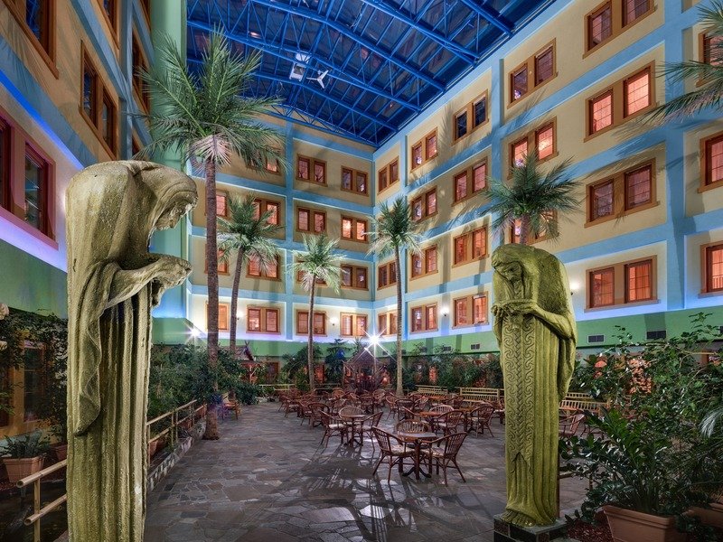 Wellness pobyt pro dva s nekonečnou zábavou: Babylon Liberec