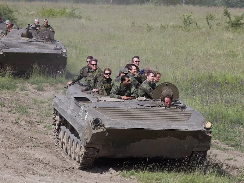 Army drill aneb Zpátky na vojnu