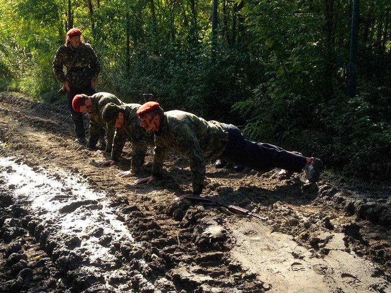 Army drill aneb Zpátky na vojnu