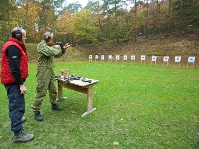 Střelba a projížďka v BVP