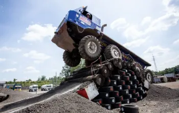 Ostrava: Jízda v legendární Tatra 813