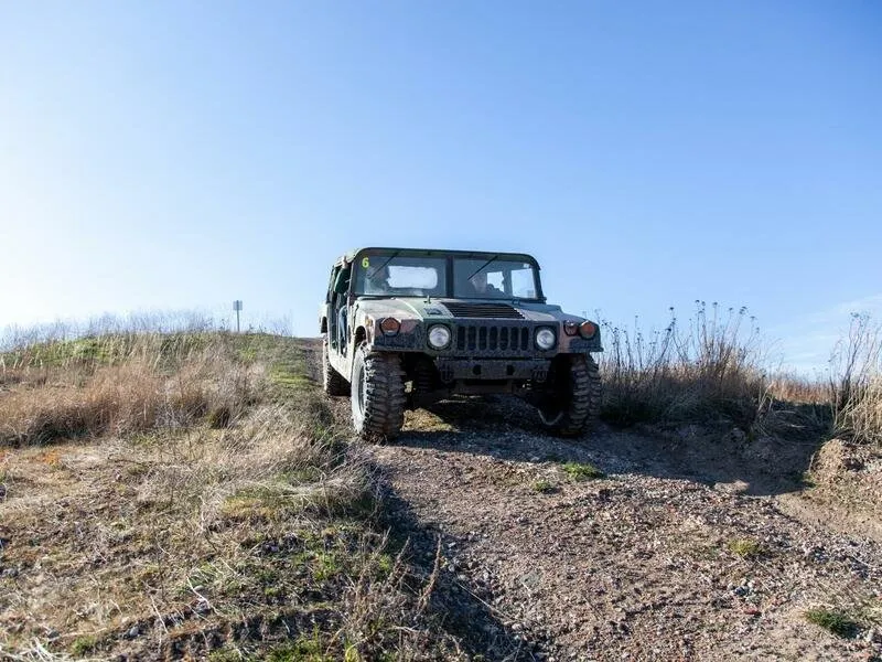 Řízení legendárního vozu Humvee