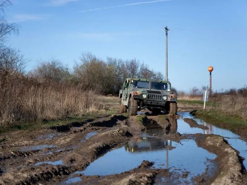 Řízení legendárního vozu Humvee