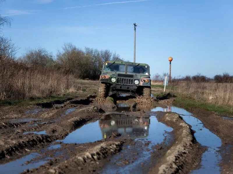 Řízení legendárního vozu Humvee