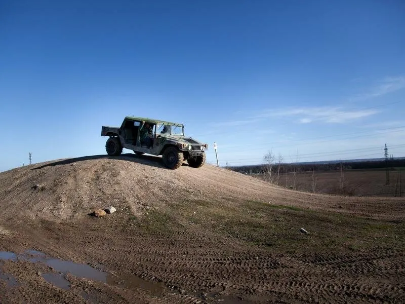 Řízení legendárního vozu Humvee