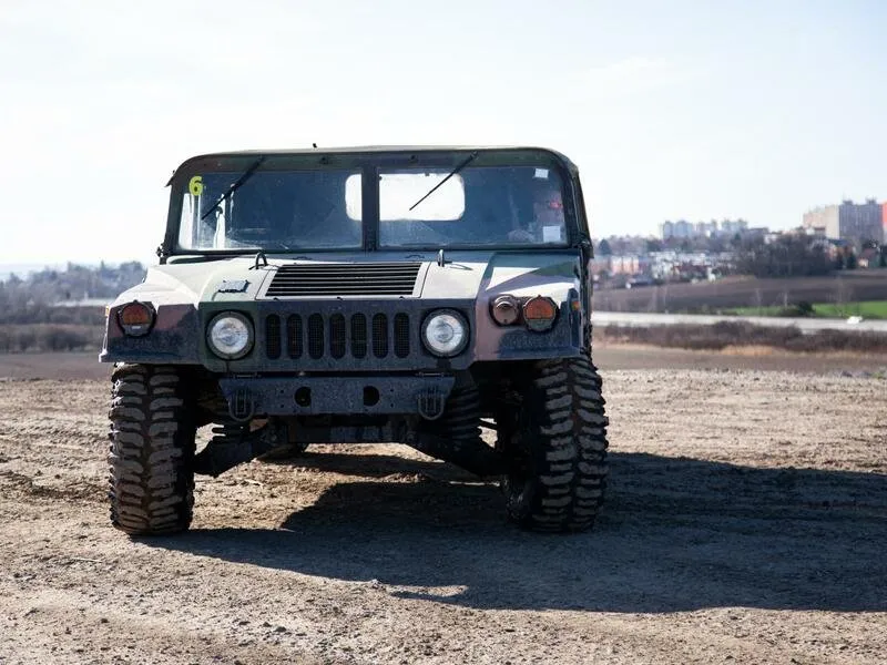 Řízení legendárního vozu Humvee