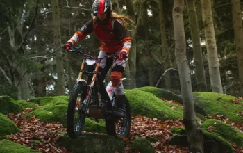 Motorky na trialové trati s mistrem ČR: Pardubický kraj