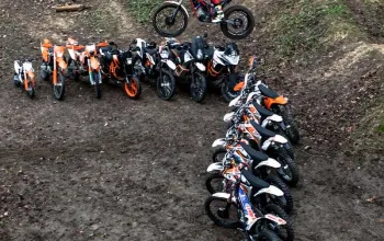 Motorky na trialové trati s mistrem ČR: Pardubický kraj