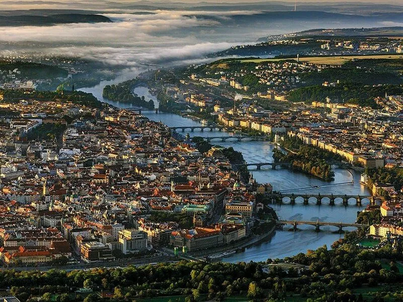 Vyhlídkový let nad Prahou Západ