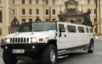 Párty jízda v Hummer limuzíně