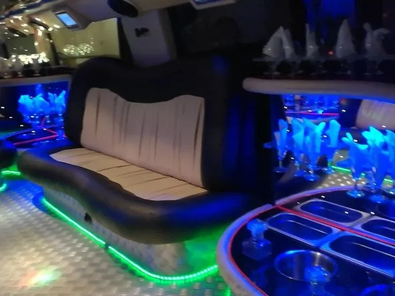 Párty jízda v Hummer limuzíně