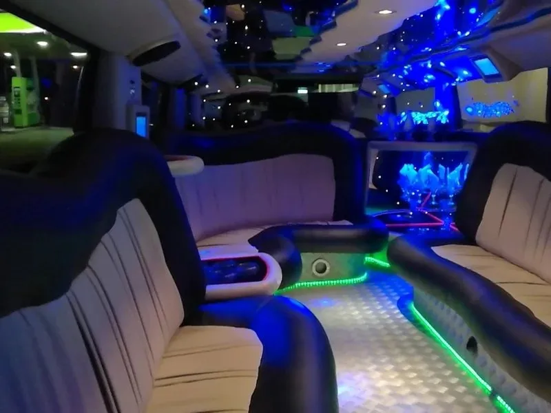 Párty jízda v Hummer limuzíně