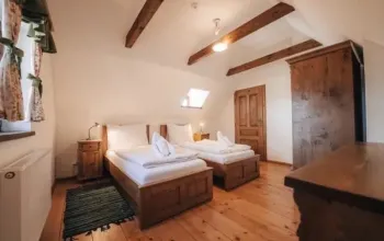 Romantický pobyt v roubence s vlastní vířivkou