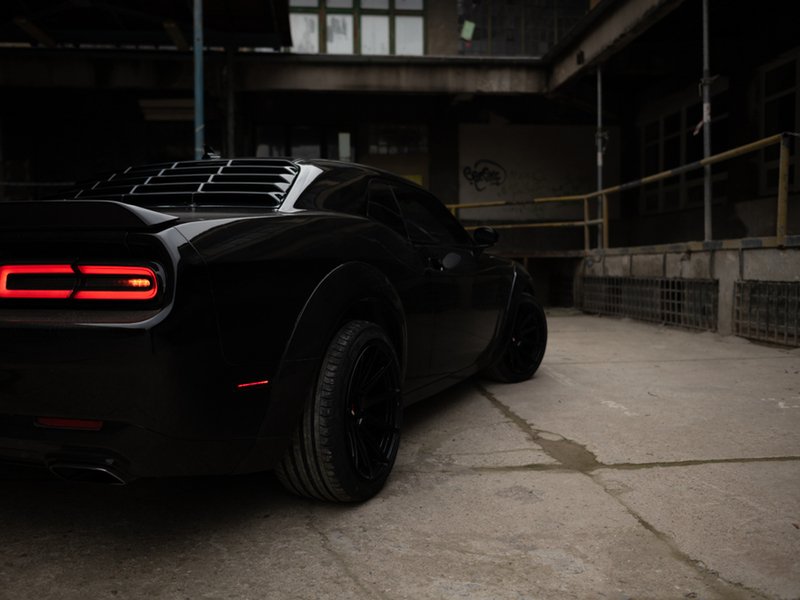 Zážitková jízda autem Dodge Challenger