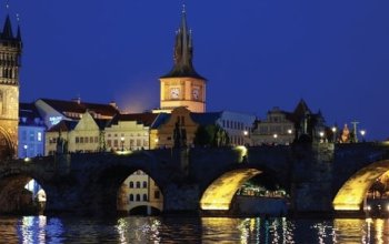 Noční let nad městem – dárek a zážitek