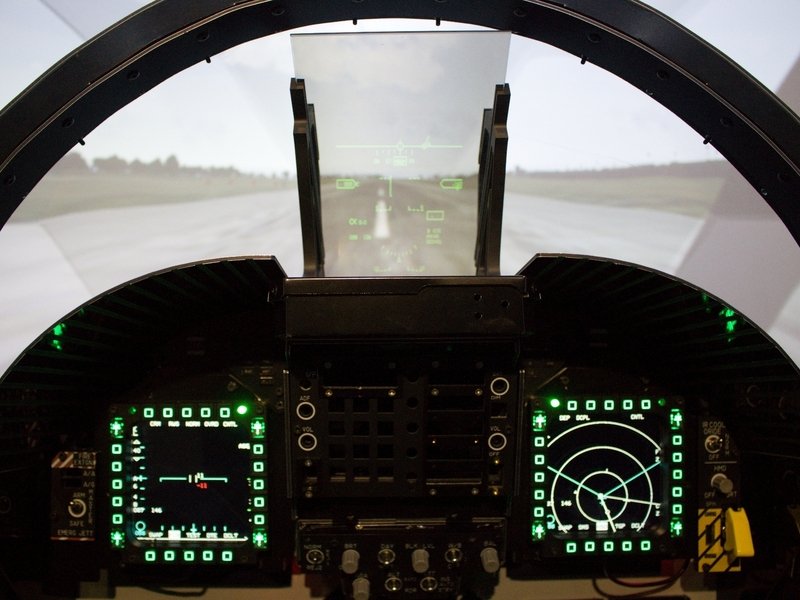 Letecký simulátor stíhačky F/A-18 Hornet