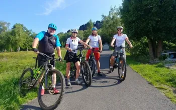 Výlet po Českém Švýcarsku na lodi a kole – dárek a zážitek