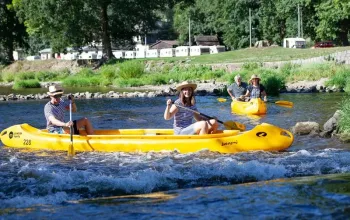Splutí Jizery na kánoi nebo raftu