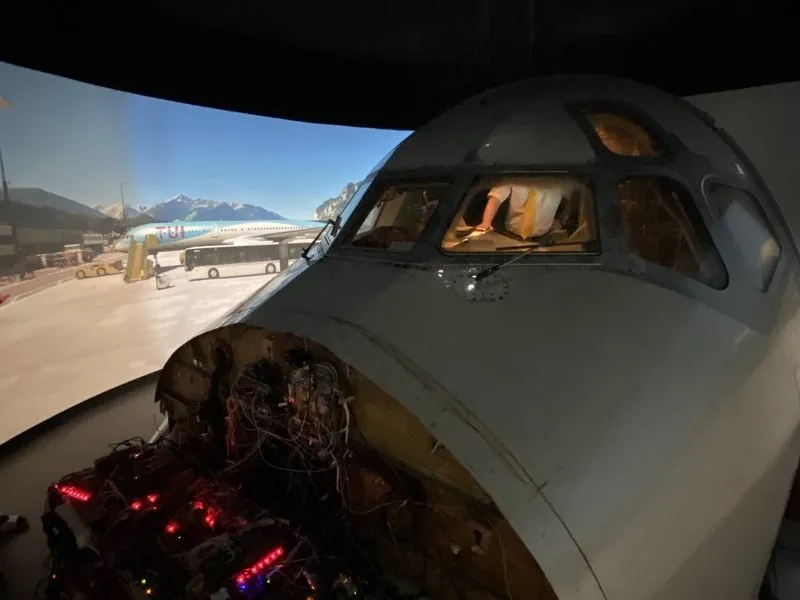 Letecký simulátor Douglas DC-9