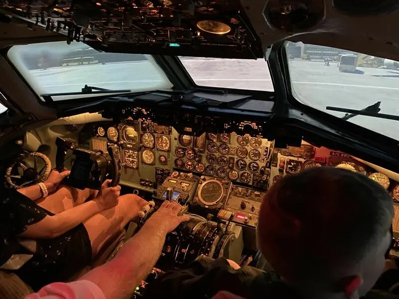 Letecký simulátor Douglas DC-9